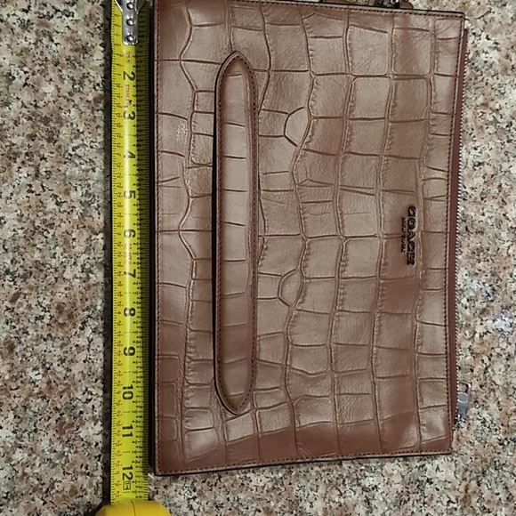 COACH || CROCODILE 🐊 MEN'S LUXURY POUCH - Picture 2 of 8